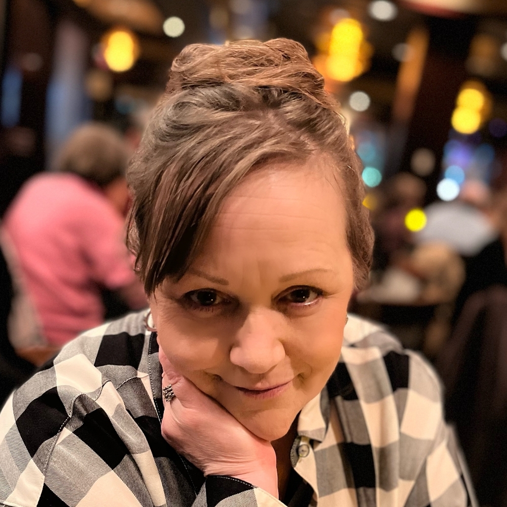 Meet your Posher, Stephanie